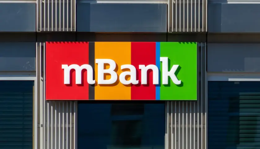 Ile można wypłacić blikiem w mBank? Limity i opłaty, które musisz znać